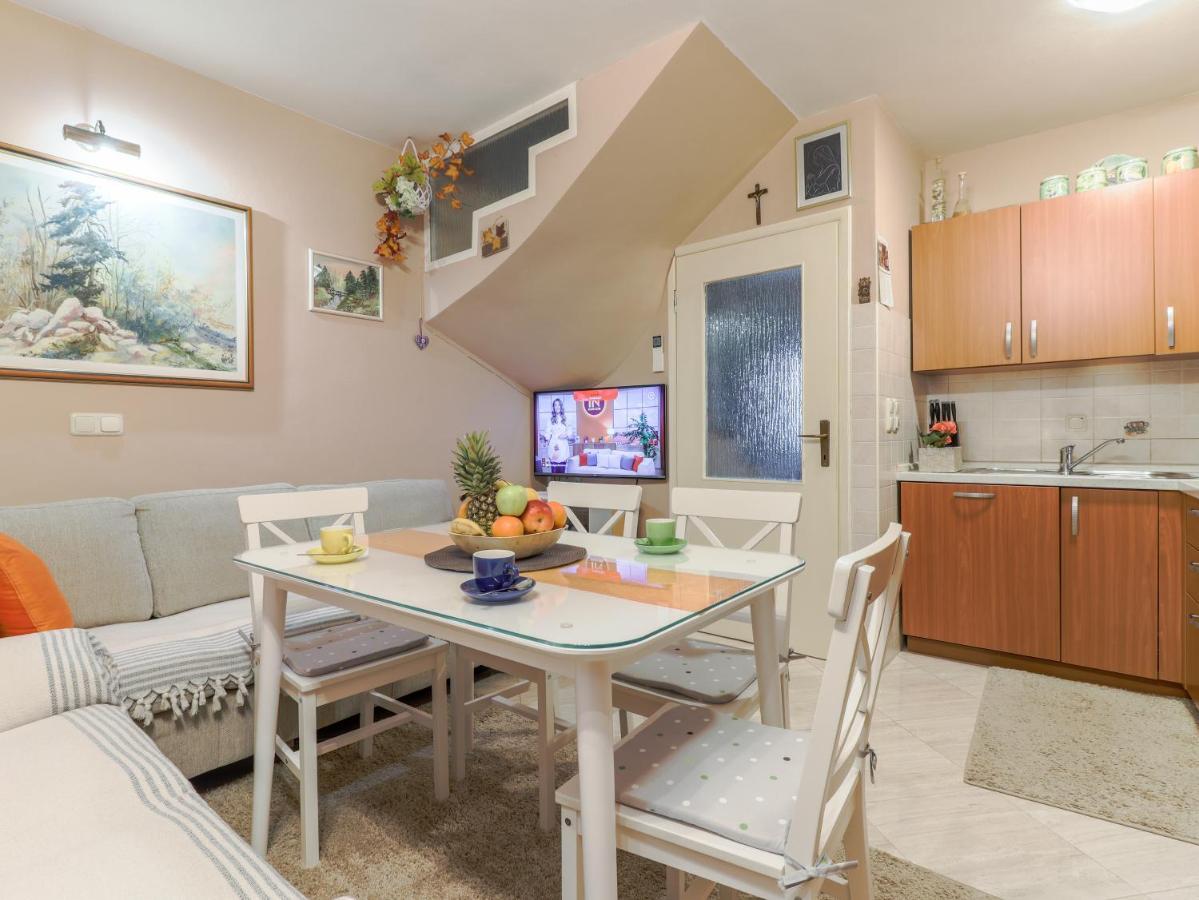 City Center 3 Bedroom Apartment Vrsar Εξωτερικό φωτογραφία
